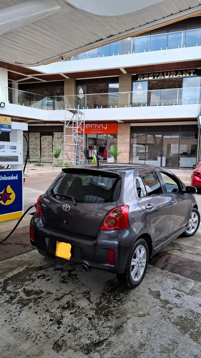 _saginii's tweet image. Maintenance days 😁
#vitz #rs