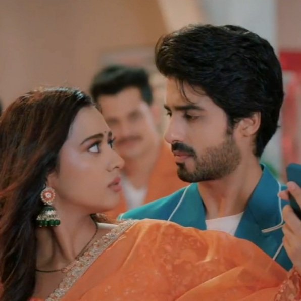 Kaveer coded 😎

#kaveer #knnkss #abrarqazi #afiyatayebail