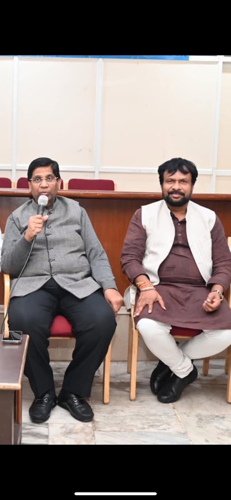 USrinivasGupta's tweet photo. Wishing a very Happy Birthday to Ashok Agarwal Ji, National President of International Vaish Federation and Member of the Central Pollution Control Board. May you be blessed with good health, immense happiness, and continued strength to guide and inspire society with your visionary leadership.

@ashokagarwal