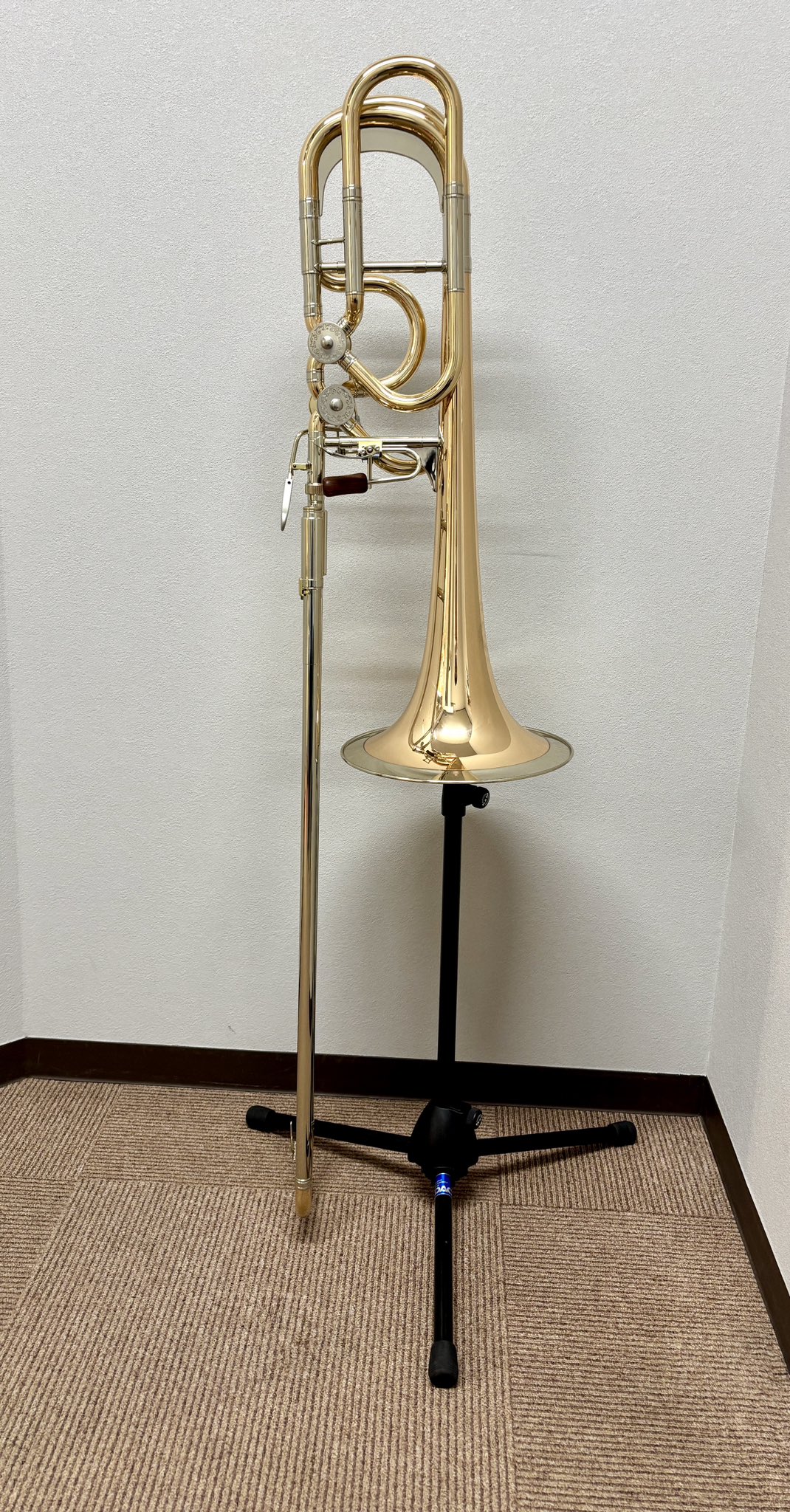 管楽器・吹奏楽器 naoki IWATA 売約済】《美品中古》ヤマハ 総銀製フルート YFL-717 入荷しま