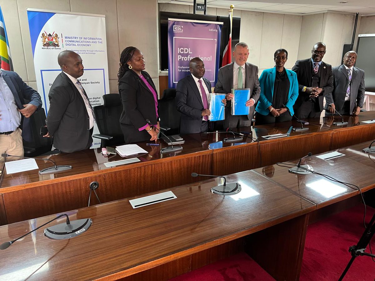 ICDLAfrica's tweet image. Big milestone for digital skills in Kenya!
ICDL Africa recently signed an MoU with the @MoICTKenya.
This partnership will equip Kenyan youth with ICDL certified skills to seize opportunities in #BPO, #AI & #SoftwareDev powering Kenya’s digital future.
🔗: bit.ly/45DjXoA.