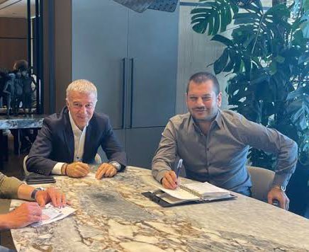 AT AVRAT ﺦ (@atavrat1967) on Twitter photo 