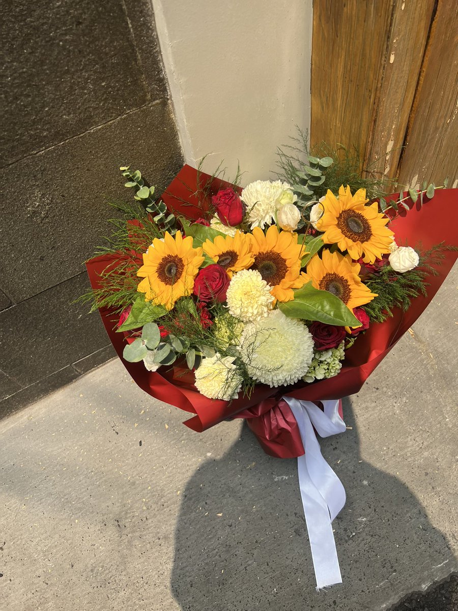 bouquet hari ini pakai🌻 #diarybunga