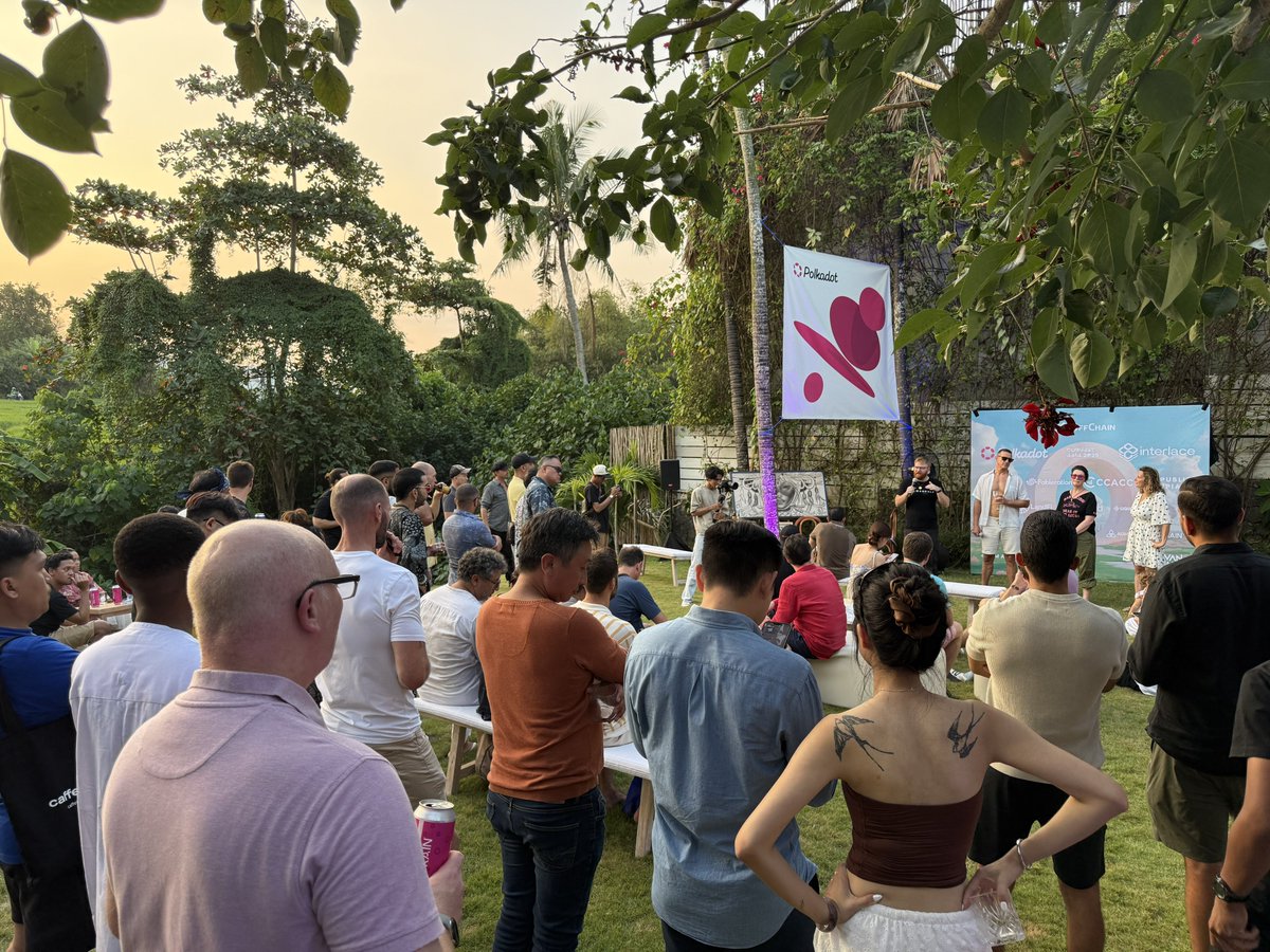 🌅 Still feeling the Bali buzz from Saturday!  

Mandala Chain co-hosted an incredible <a href="/Polkadot/">Polkadot</a> event during <a href="/CoinfestAsia/">Coinfest Asia</a> 2025 with <a href="/InterlaceMoney/">interlace.money</a> at The OffChain x Interlace Hub.  

🙏🏽 Huge thanks to our lead investors <a href="/harbour_ind_cap/">Max Rebol</a>, @paulinevos from @academypolkadot, 🍵