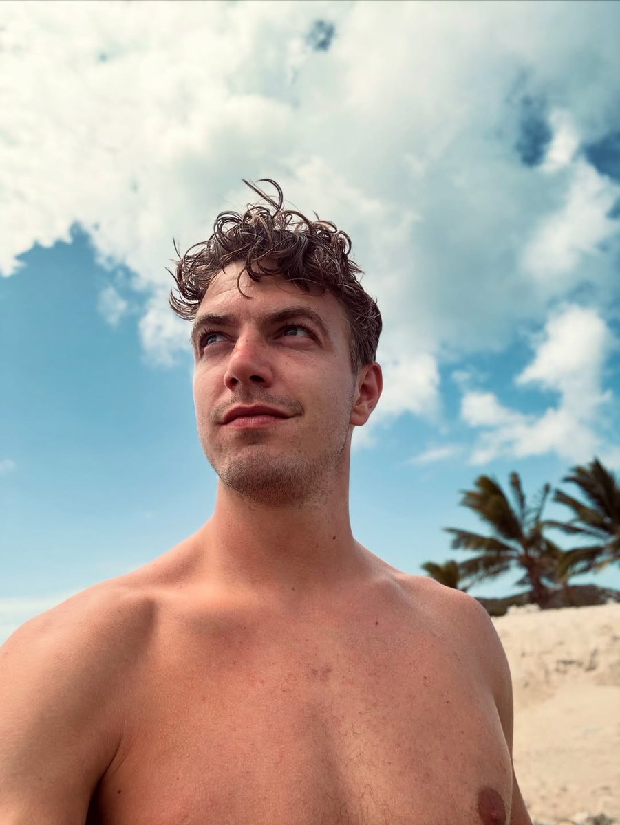 HotRacingDriver's tweet image. #DirkSchouten #hot #racing #abs #sixpack #shirtless #sexy #hotracingdriver