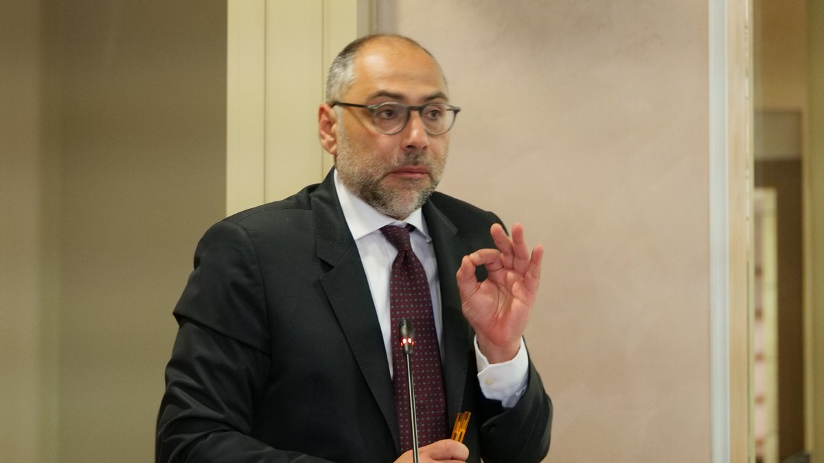 Appello Caritas, <a href="/pierolacorazza/">Piero Lacorazza</a> : Diritti, servizi, lavoro
 L’occasione dell’incontro con Caritas ci offre la possibilità di annunciare che depositeremo una proposta sul salario minimo, perché anche chi lavora sotto una certa retribuzione è povero
consiglio.basilicata.it/consiglioinfor…