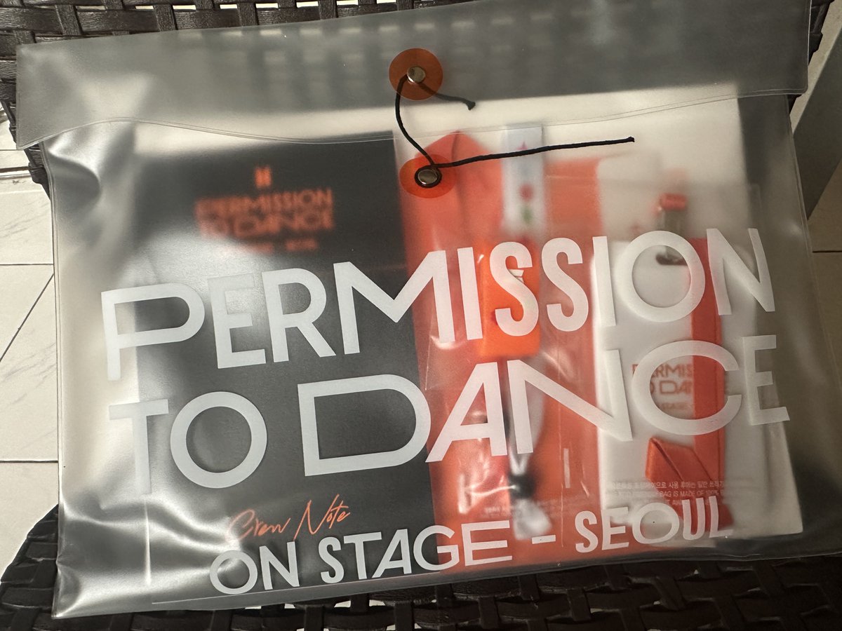 maicafrancee's tweet photo. My birthday gift to self this year. My heart is happy! 💜💜💜

Thank you as always @MMMSHOP125! #MMMSHOPFeedbacks https://t.co/HvF1MeRomN