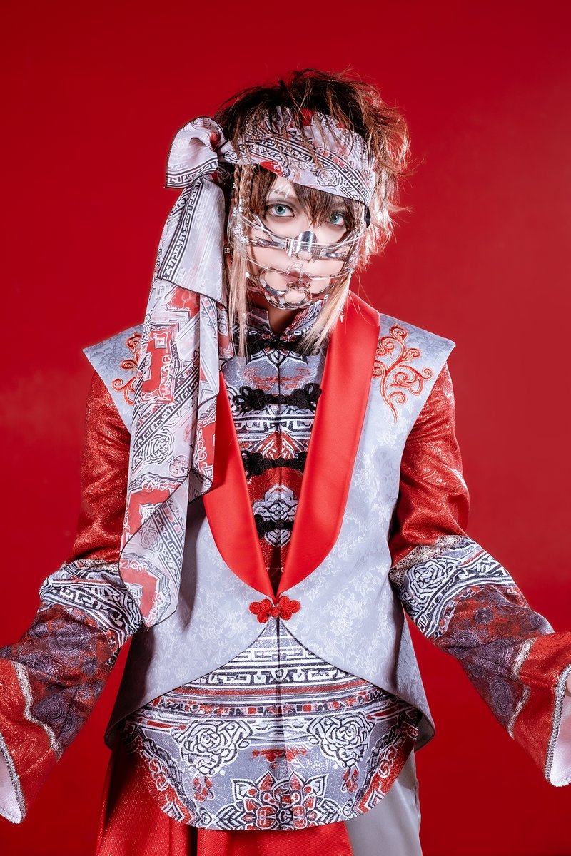 Sick² official★無料チケット配布中 (@sick2_official) on Twitter photo 😈😈Sick² NEW VISUAL 解禁😈😈
「スプリットキマイラ」
Vo. ジェネ★ <a href="/sick2_gene/">Sick² ジェネ★様(´∀`凸)8/27 Veats渋谷※無料チケあり</a>
Gt. 祭-まつり- <a href="/sick2_matsuri/">Sick²の祭-まつり-@8/27veats shibuya</a>
Ba. たくま <a href="/sick2_takuma/">Sick² たくま 8/27 Veats Shibuya</a>
Dr. しょう。<a href="/sick2_shou/">Sick² しょう。</a>
planet-child.jp/sick2/ 😈😈Sick² NEW VISUAL 解禁😈😈
「スプリットキマイラ」
Vo. ジェネ★ <a href="/sick2_gene/">Sick² ジェネ★様(´∀`凸)8/27 Veats渋谷※無料チケあり</a>
Gt. 祭-まつり- <a href="/sick2_matsuri/">Sick²の祭-まつり-@8/27veats shibuya</a>
Ba. たくま <a href="/sick2_takuma/">Sick² たくま 8/27 Veats Shibuya</a>
Dr. しょう。<a href="/sick2_shou/">Sick² しょう。</a>
planet-child.jp/sick2/