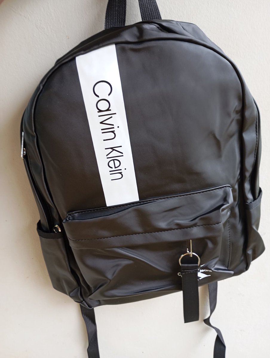 MuwongefahadM's tweet photo. @iamarnoldworld *Brand New Bags at Unbeatable Prices!**
Affordable bags for men &amp; women 
School bags available 
Lowest prices guaranteed!
**located at Nateete ku taano**
**Call/WhatsApp 0709444704** https://t.co/wsgP89aZez
