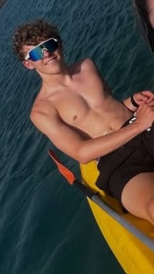 HotRacingDriver's tweet image. #LorisVeneman #hot #racing #abs #sixpack #shirtless #sexy #hotracingdriver