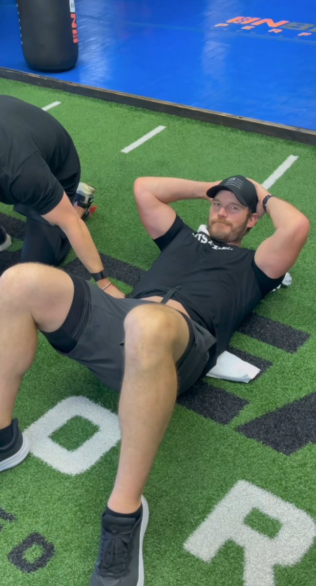 pratt’s boy tweet media