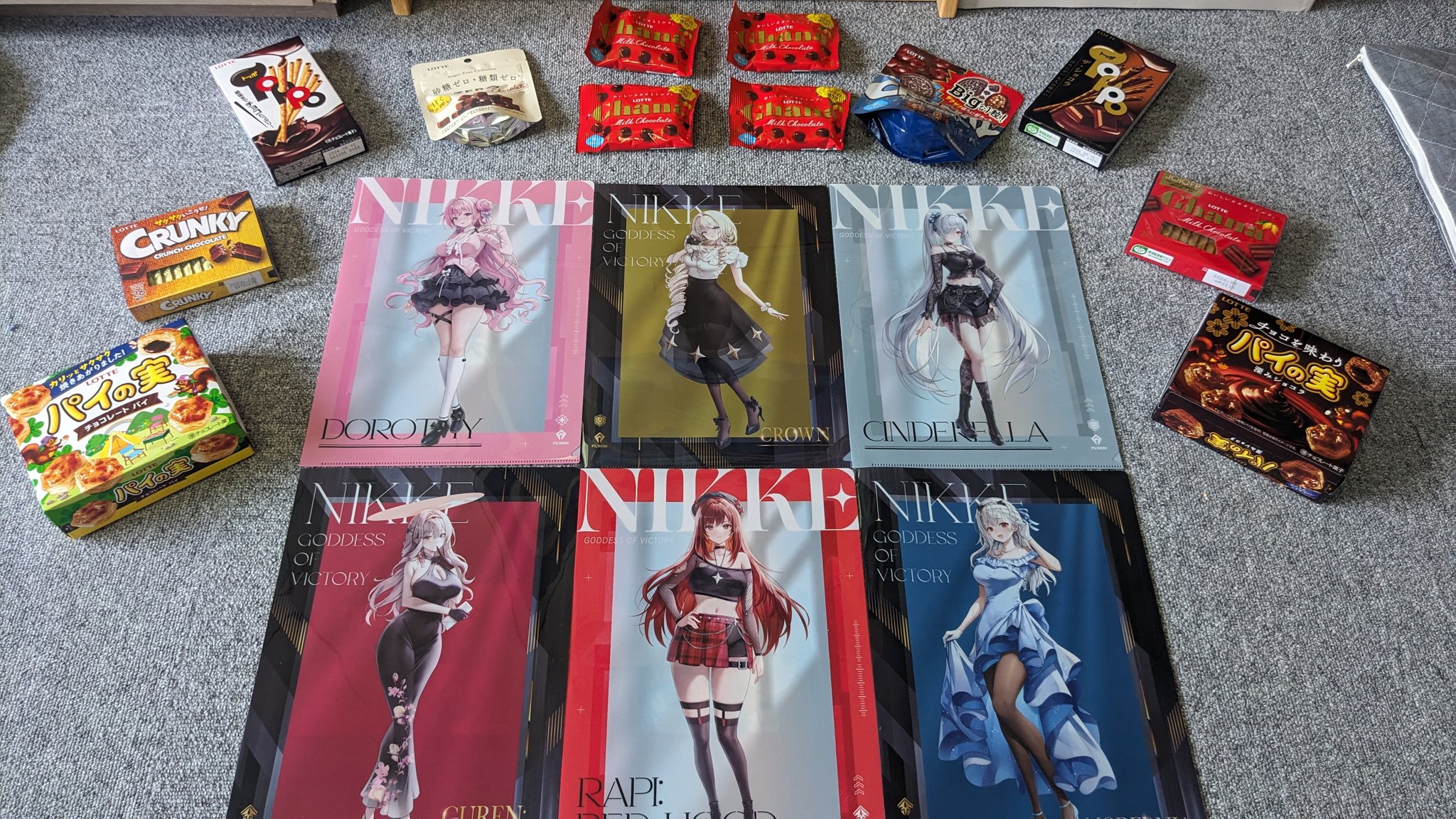 【WS】NIKKE RR以下４コン 先攻後攻マーカー付き WS NIKKE 先攻後攻マーカー トライアルノーマル4コン付き RR以下