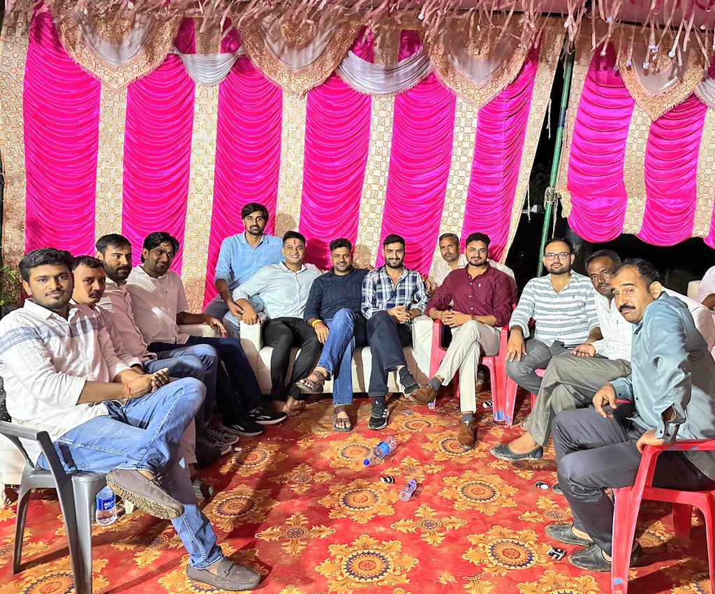 𝗥𝗮𝗺𝗲𝘀𝗵𝘄𝗮𝗿 𝗖𝗵𝗵𝗮𝗯𝗮 (@chhabarameshwar) on Twitter photo कल रात्रि ग्राम ढींगसरी (लाडनूं) में श्री हनुताराम जी, श्री नुनाराम जी, श्री भंवराराम जी, श्री सतवीर जी मण्डा (S.I. राज. पुलिस) के यहां आयोजित सवामणी कार्यक्रम में शामिल हुआ।।
<a href="/JATbera1/">Bhera ram</a> <a href="/rb_jaat/">Rajendra Bidiyasar【 राहगीर 】डीडवाना</a> 
#ChhabaRameshwar #RameshwarChhaba कल रात्रि ग्राम ढींगसरी (लाडनूं) में श्री हनुताराम जी, श्री नुनाराम जी, श्री भंवराराम जी, श्री सतवीर जी मण्डा (S.I. राज. पुलिस) के यहां आयोजित सवामणी कार्यक्रम में शामिल हुआ।।
<a href="/JATbera1/">Bhera ram</a> <a href="/rb_jaat/">Rajendra Bidiyasar【 राहगीर 】डीडवाना</a> 
#ChhabaRameshwar #RameshwarChhaba