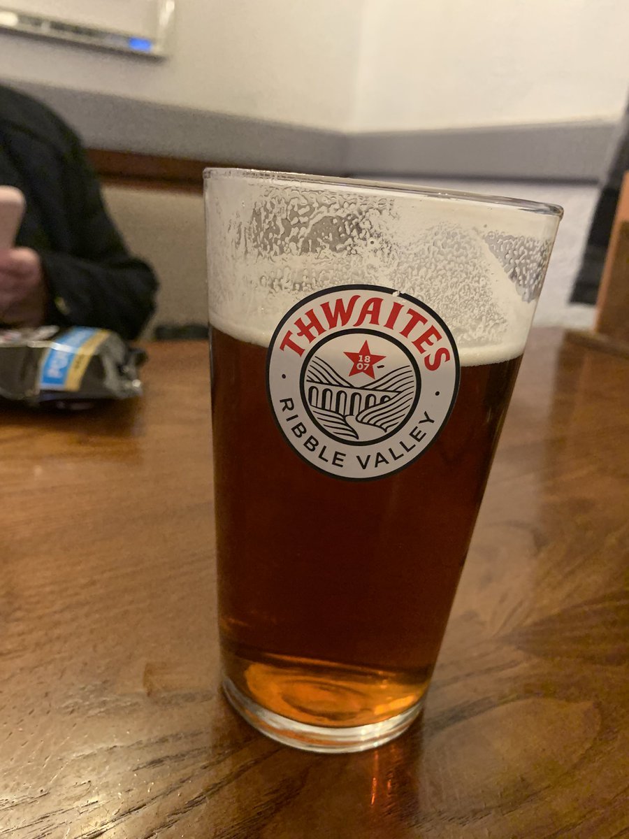 BriggsonBeer's tweet image. Good morning to everyone. I hope you all had an enjoyable beery time on #BankHolidayMonday . Here are three cask ales I enjoyed courtesy of Reedley Hallows; @Moorhousesbrew ; and @ThwaitesBrewery . 😋👍👏🍻