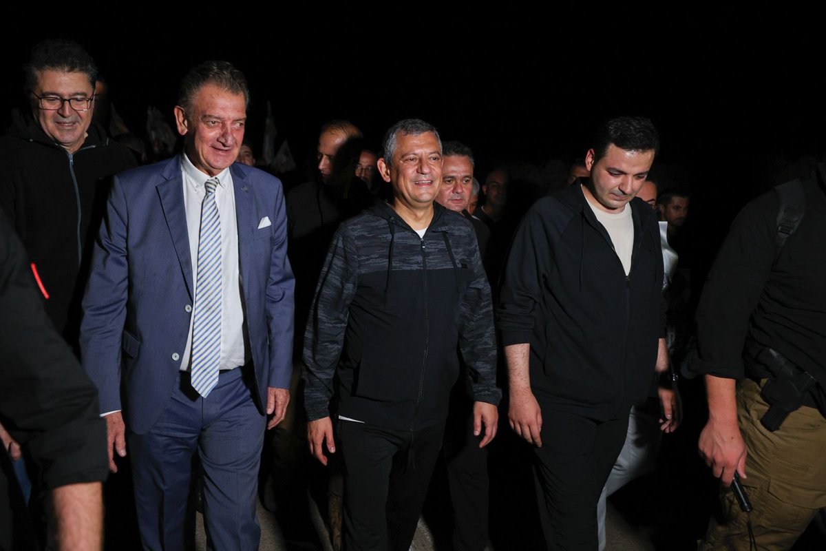 Genel Başkanımız Özgür Özel, Afyonkarahisar’da Büyük Taarruz’un 103. yılında Şuhut’tan Kocatepe’ye düzenlenen 15 km’lik Zafer Yürüyüşüne katıldı.