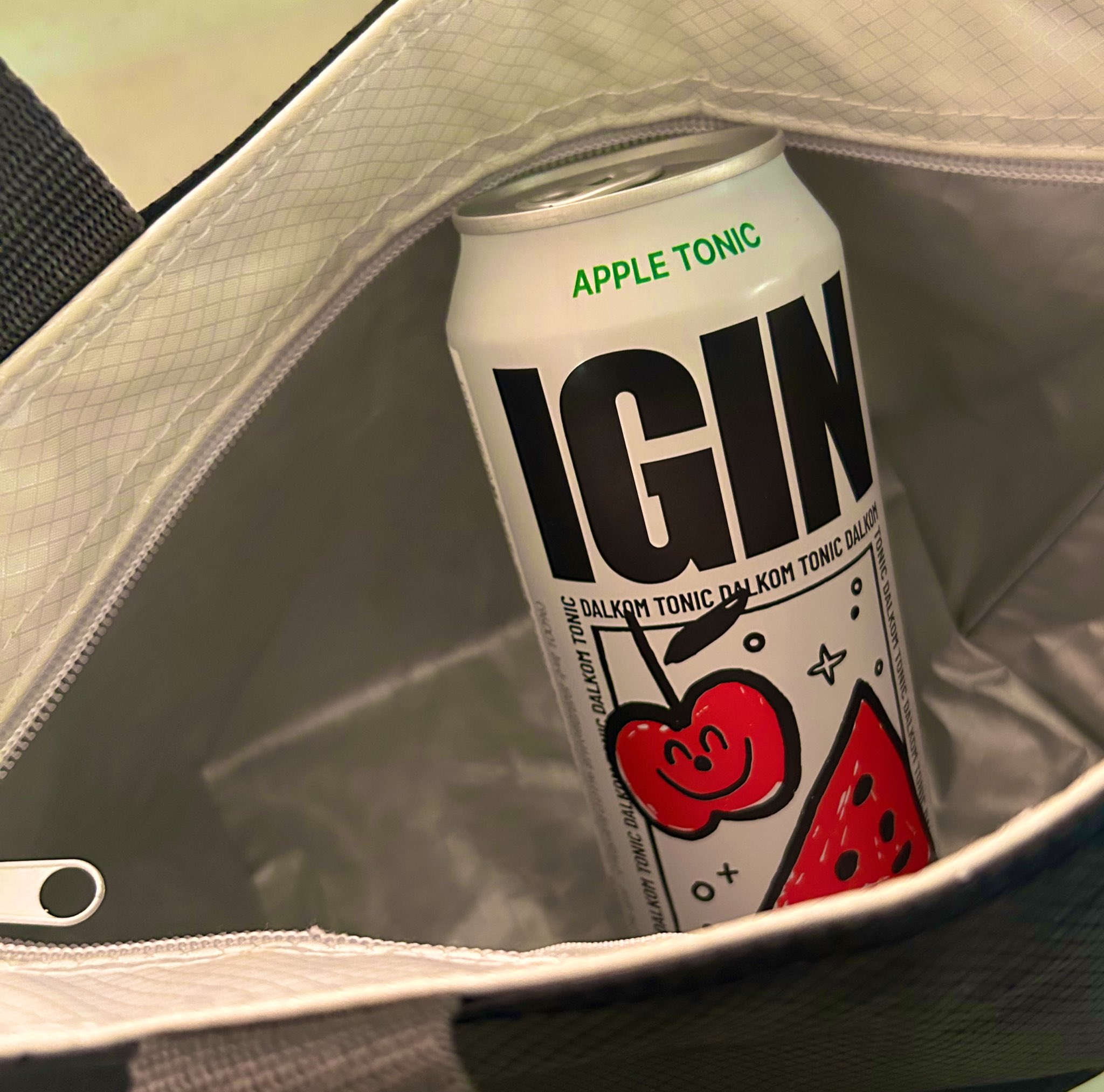 BTS JIN ジン IGIN POP UP クーラー バッグ 新品未開封 防弾少年団(BTS) - BTS JIN BTS ジン IGIN クーラーバッグ 保冷