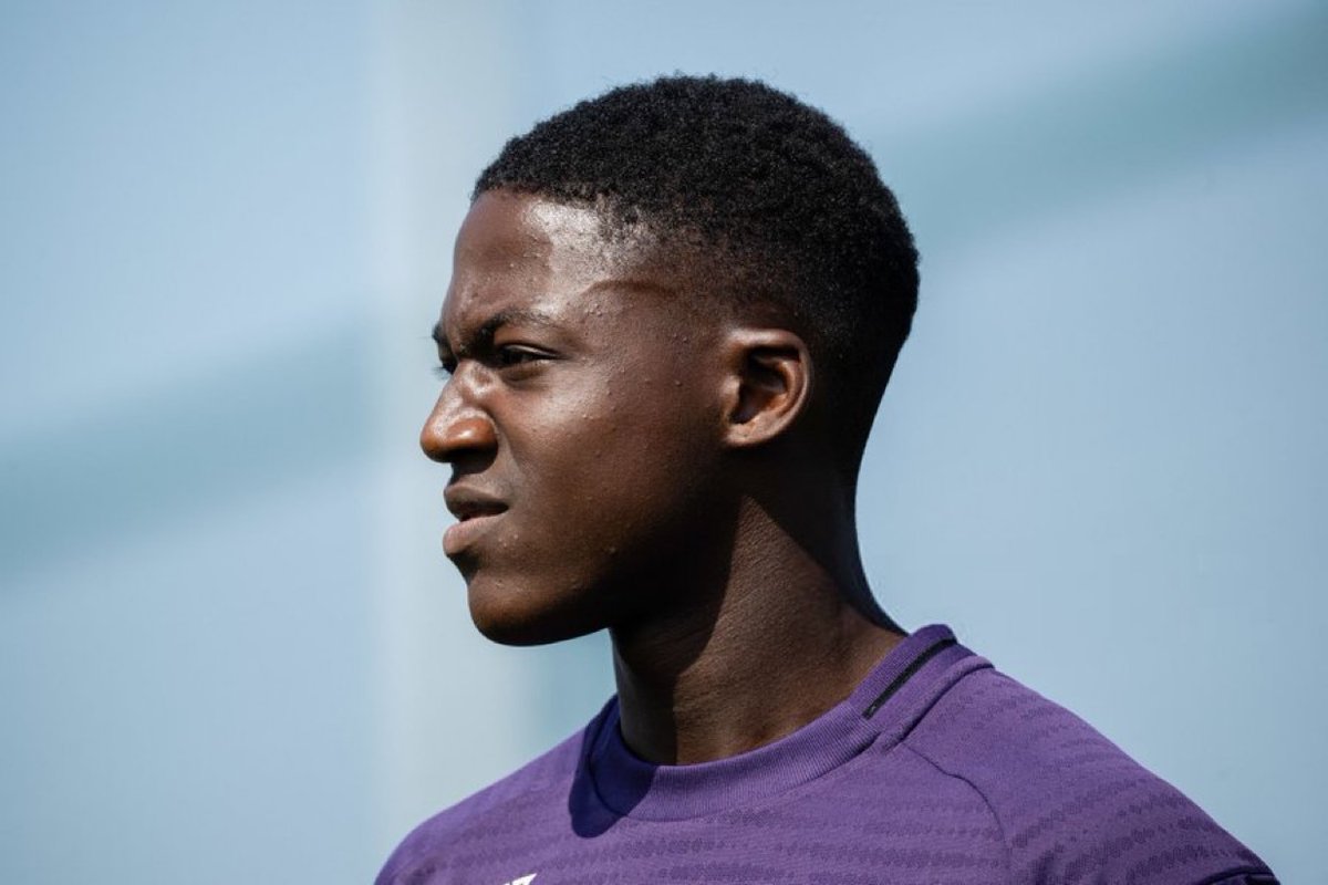 TouchlineX's tweet photo. 🚨 𝗕𝗥𝗘𝗔𝗞𝗜𝗡𝗚: Kobbie Mainoo is indeed open to the idea of leaving Manchester United!

— @David_Ornstein https://t.co/s6ja7Jkmeg