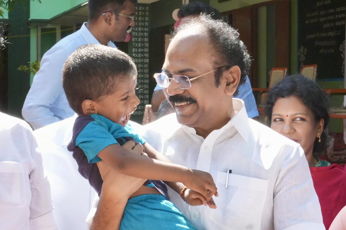 aimermuthukumar tweet picture