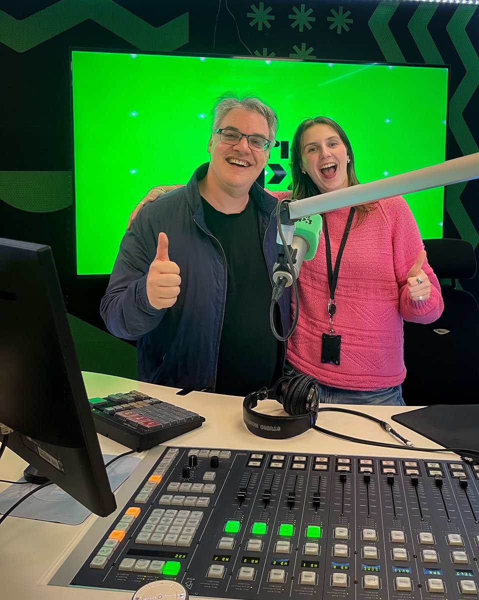 PUREjingles's tweet image. From PURE to Trondheim 🎶 
Thomas dropping by NRK Mp3 with Vilde Pettersen 📻 

#studiovibes #radio #onairenergy #norway #trondheim