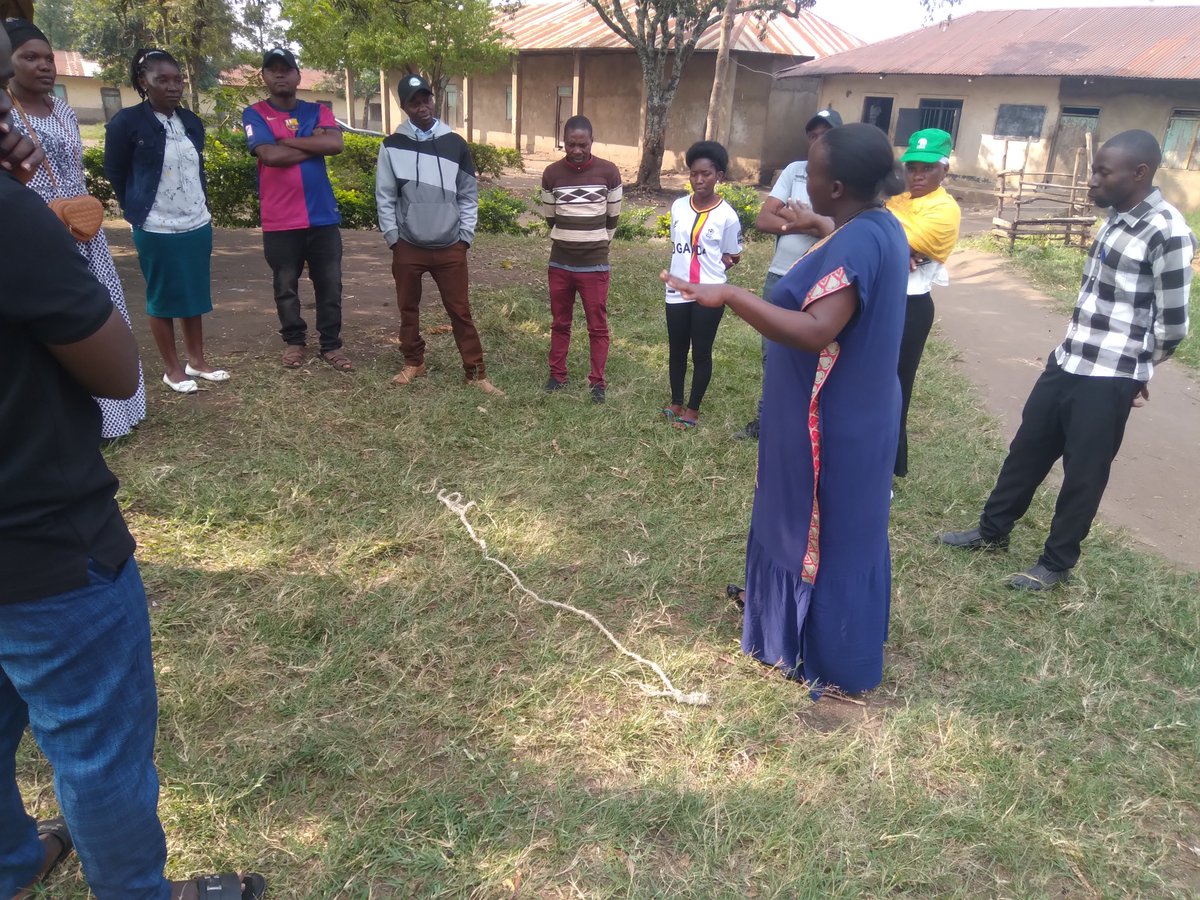 Rwenzori Consortium for Civic competence (@rwecokasese009) on Twitter photo A good morning with a recap of a previous day, Parenting for Respectability with the new CBFs and staff from the other clusters under the Kasese coordinated program. <a href="/HopeRural/">Good Hope Foundation For Rural Development</a> <a href="/CRVPF1/">Children's Rights and Violence Prevention Fund</a> <a href="/bkyosia/">Baluku Yosia</a> A good morning with a recap of a previous day, Parenting for Respectability with the new CBFs and staff from the other clusters under the Kasese coordinated program. <a href="/HopeRural/">Good Hope Foundation For Rural Development</a> <a href="/CRVPF1/">Children's Rights and Violence Prevention Fund</a> <a href="/bkyosia/">Baluku Yosia</a>