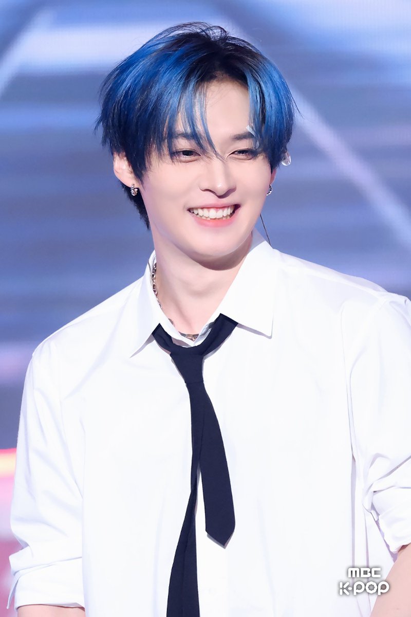 📸 20250826 | [Show! Music Core] 250823 Lee Know Ceremony On-site