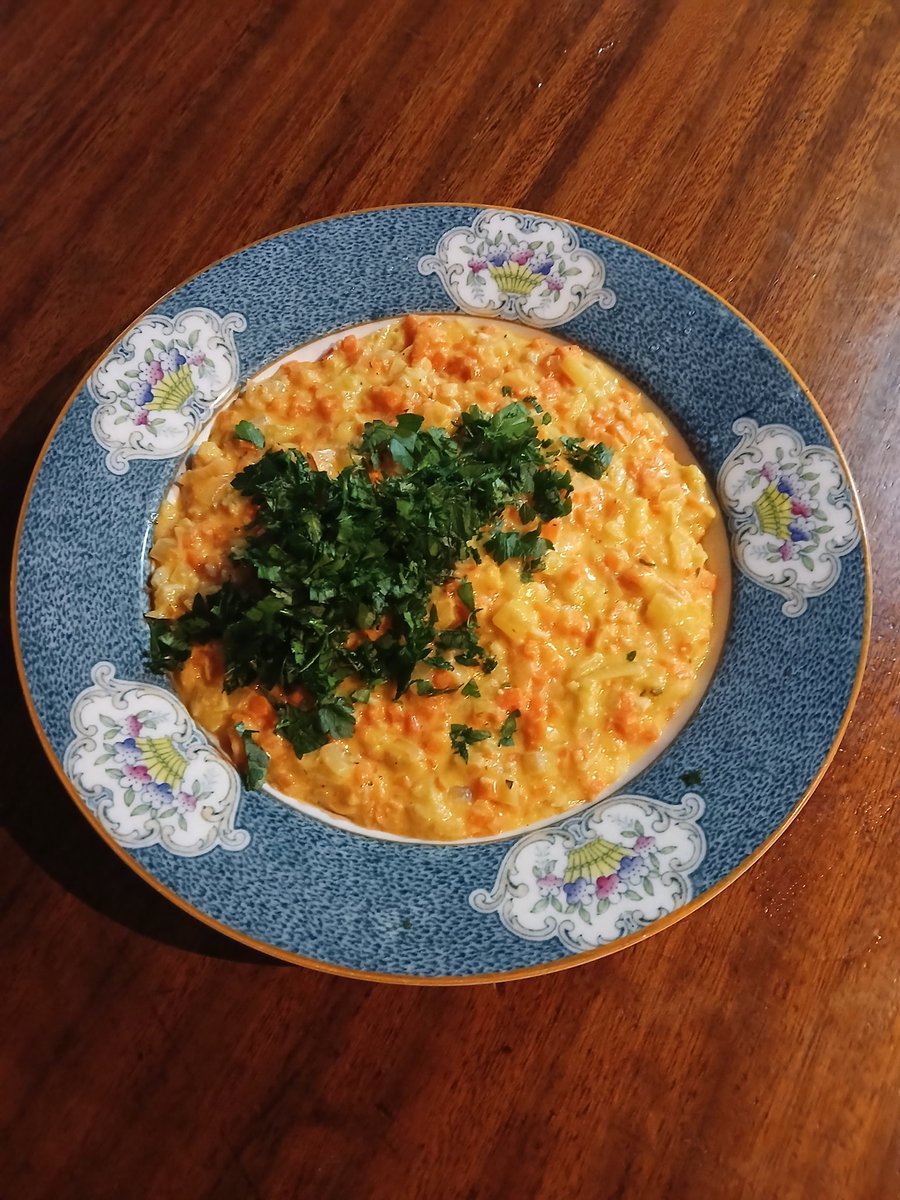 for dinner i am having cream of sofrito soup, it's a cross between french onion soup and cream of vegetable soup and it has onion, celery and carrot