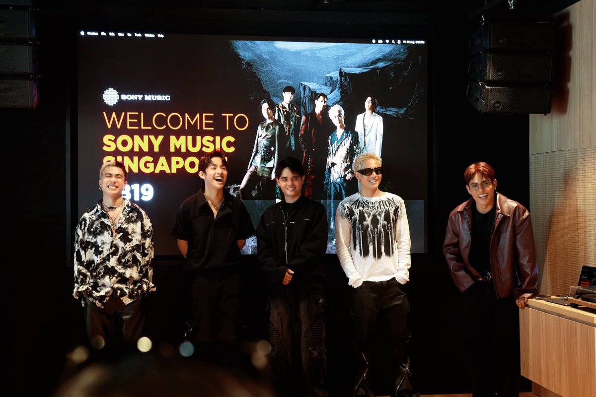 Paki ingatan MAHALIMA natin  INDONESIA  uuwi pa mga yan dto sa PINAS  tirhan nyo kmi 😅😅😅😅😆

MAHALIMA IN INDONESIA 
<a href="/SB19Official/">SB19 Official</a> #SB19