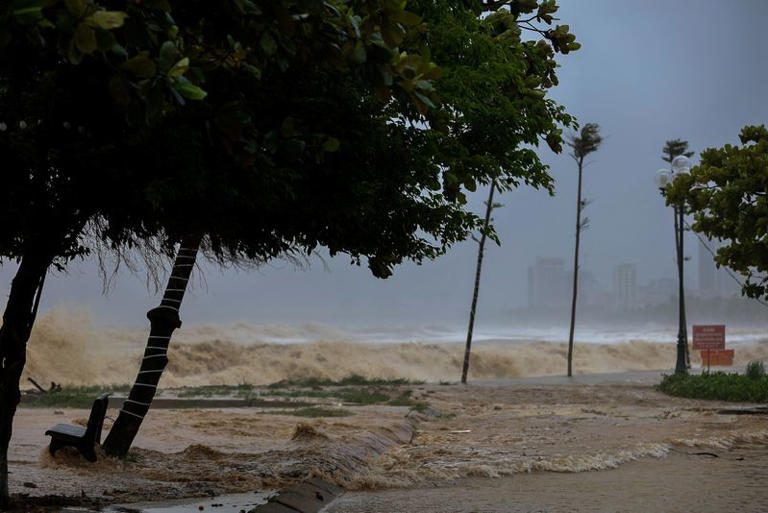 RD_WPRO's tweet photo. On behalf of @WHOWPRO and our @WHOVietnam country office, I commend all the authorities and other responders working to mitigate the significant impact of #TyphoonKajiki which slammed into 🇻🇳 during my ongoing mission there.

Hundreds of thousands of residents from coastal and central provinces were urged to evacuate ahead of time, with thousands of military personnel on hand to assist. 

The typhoon has triggered flooding, including in the capital Hanoi where I currently am, and landslide warnings remain in effect. 

The storm has also affected parts of neighbouring Lao PDR, another @WHO Western Pacific Member State, and Thailand. 

Emergency preparedness is truly crucial for communities, cities, countries - in saving lives, and safeguarding health and well-being.

(Images: Reuters)