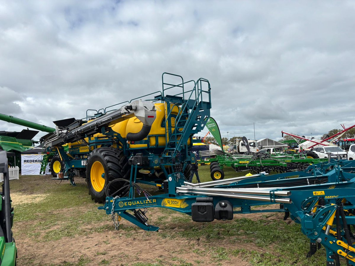 Equalizer Planters tweet media