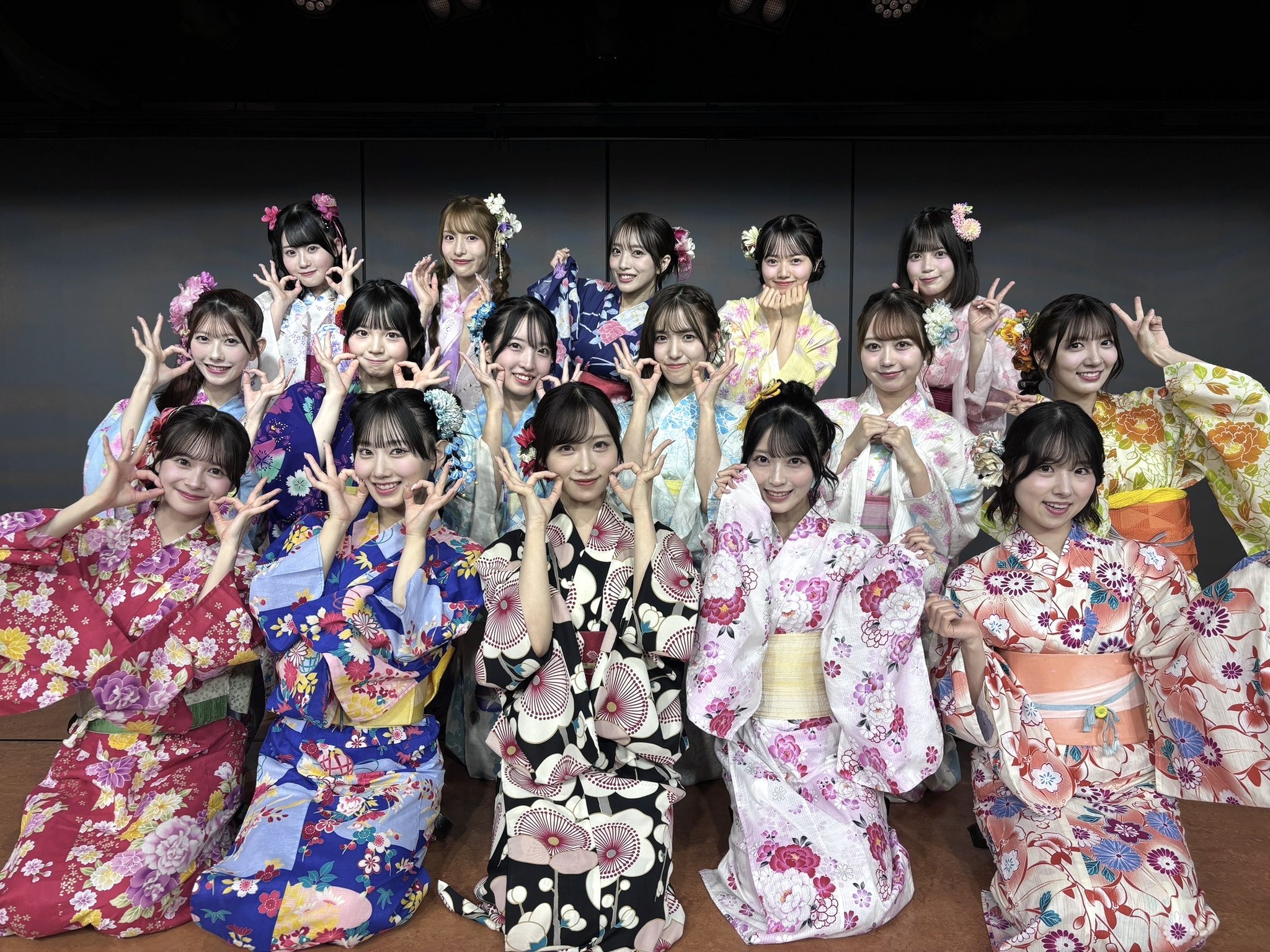 布袋百椛　AKB48 TOUR2025 PARTYが始まるよ　生写真　ホログラム 布袋百椛 AKB48 TOUR2025 PARTYが始まるよ 生写真 ホログラム