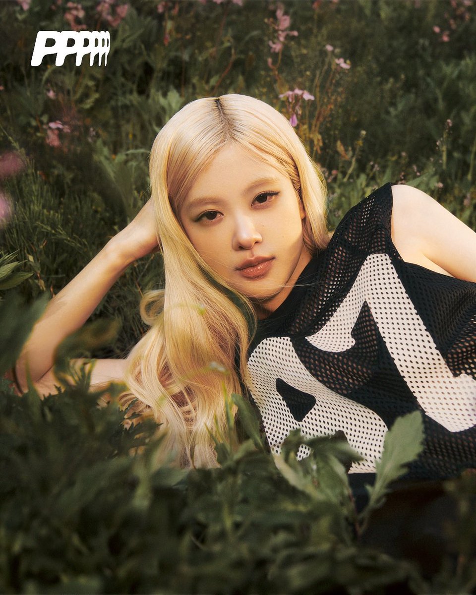 filmrosiee's tweet photo. ROSÉ X PUMA ROSIE COLLECTION https://t.co/113sGMGEyV