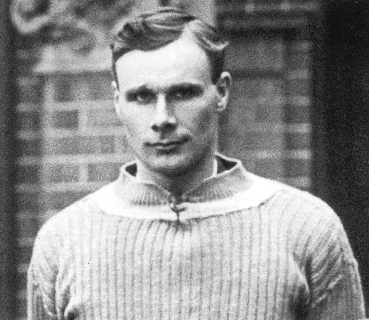 LFChistory.net (@lfchistory) on Twitter photo Sam Hardy was born on 26 August 1882 in Newbold, Chesterfield.
Liverpool FC signed him from Chesterfield in 1905 and Hardy stood between the sticks in the majority of games in the title-winning 1905-06 campaign.
He kept 63 clean sheets in 240 appearances for the Reds. Sam Hardy was born on 26 August 1882 in Newbold, Chesterfield.
Liverpool FC signed him from Chesterfield in 1905 and Hardy stood between the sticks in the majority of games in the title-winning 1905-06 campaign.
He kept 63 clean sheets in 240 appearances for the Reds.