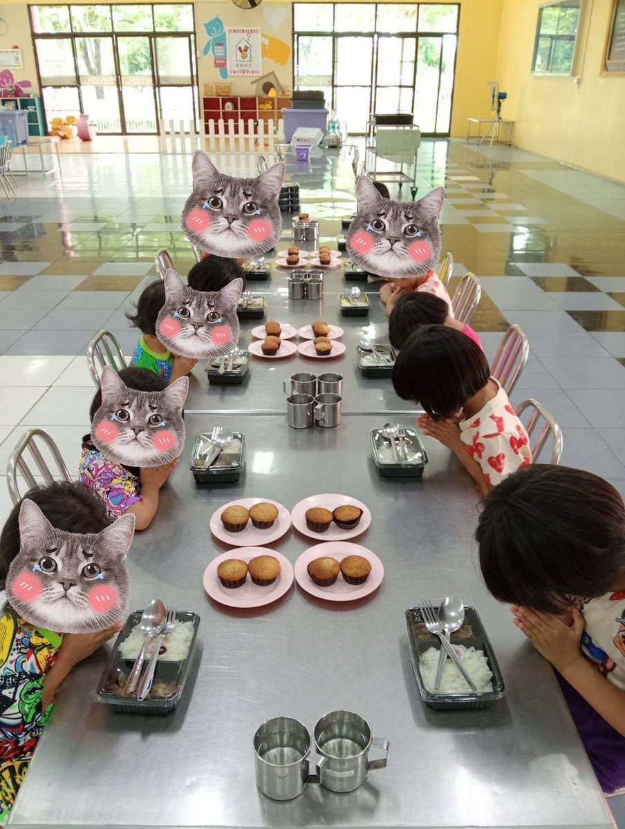 เลี้ยงอาหารกลางวันเด็กๆ ในนามแฟนคลับหลินเยี่ยนจวิ้นนะคะ อนุโมทนาบุญค่ะ🩵🩵🩵