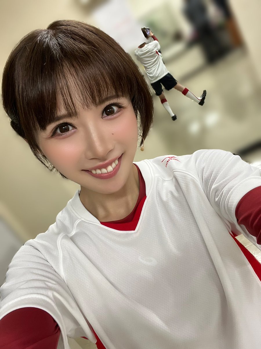 #四月は君の嘘again

ご来場ありがとうございました💐
今日も皆と青春できて幸せでした…！！
かりんちゃんかをちゃんとの公演は初めてだったよん☺️✌️

明日27日は
☀️13:00公演に出演いたします！

劇場でお待ちしています😌✨

#四月は君の嘘 
澤部椿役・希水しお