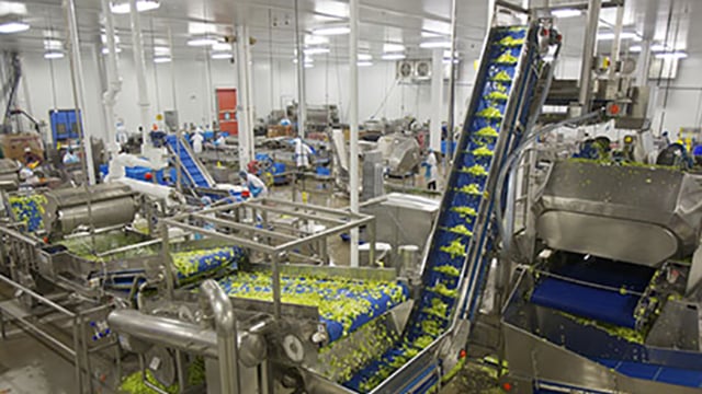 FHCP / PASC (@fhcp_pasc) on Twitter photo FHCP CEO <a href="/MGraydon_FHCP/">Michael Graydon</a> urges a bold shift: US tariffs shouldn’t just be a threat — they can spark a resurgence in Canadian food manufacturing. We need a strong, strategic domestic manufacturing plan, not just reactionary moves. #FoodSecurity #MadeInCanada
plant.ca/business-opera… FHCP CEO <a href="/MGraydon_FHCP/">Michael Graydon</a> urges a bold shift: US tariffs shouldn’t just be a threat — they can spark a resurgence in Canadian food manufacturing. We need a strong, strategic domestic manufacturing plan, not just reactionary moves. #FoodSecurity #MadeInCanada
plant.ca/business-opera…