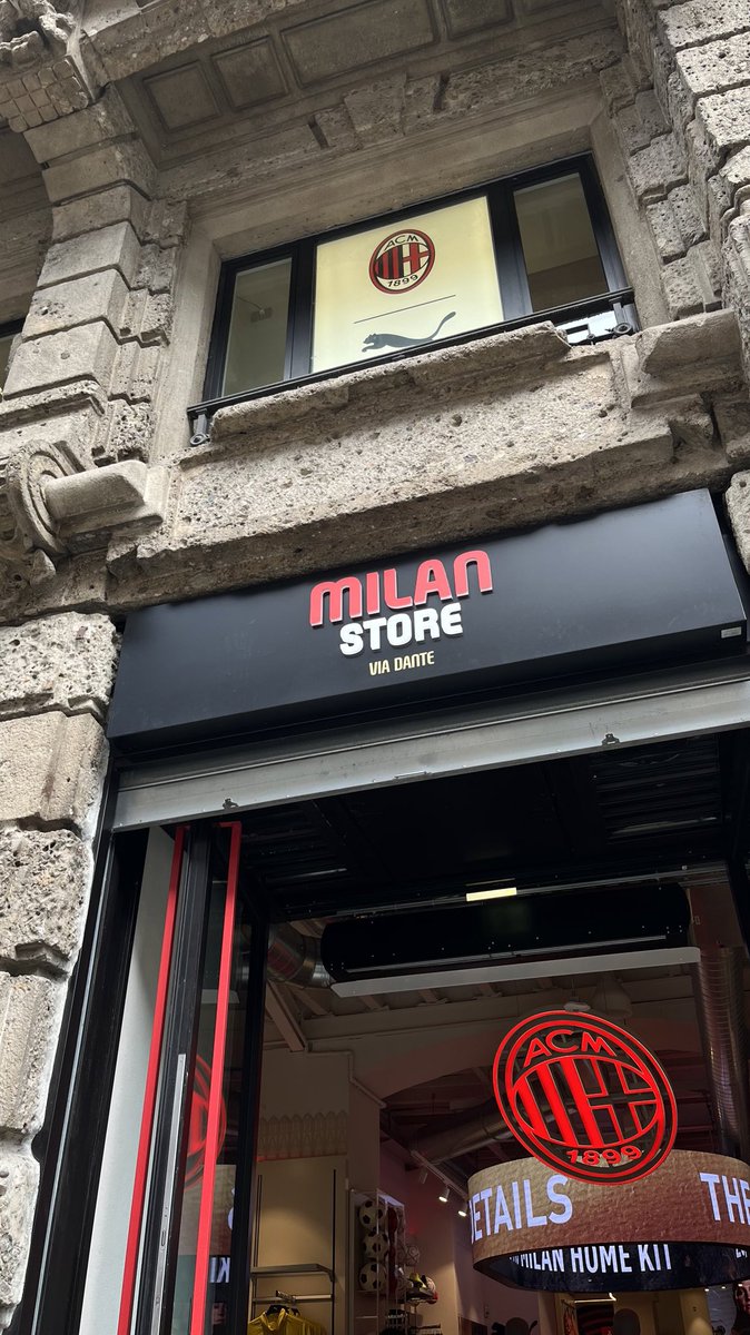 في نص ميلان فورزا يوفنتوس