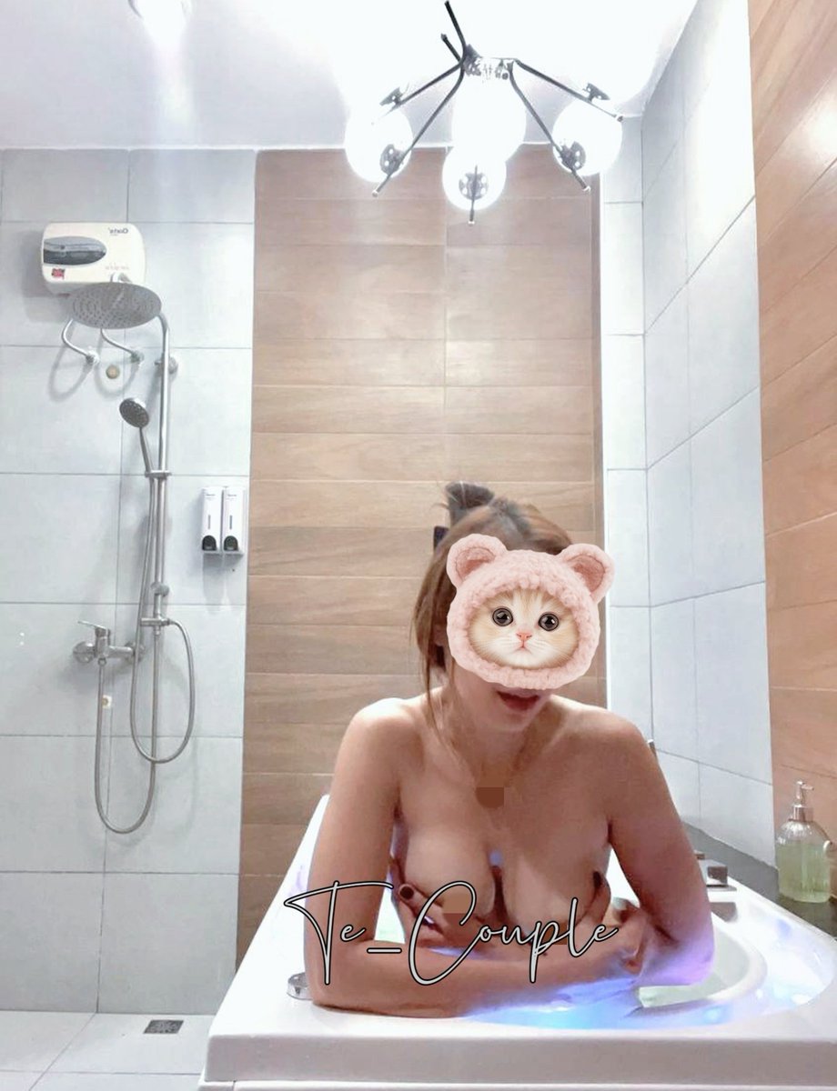 ช่วงนี้ไม่ค่อยมีเวลาเลย นานๆจะเข้ามาซักที คิดถึงทุกๆคู่ที่เคยคุยกันน๊าา🫶💝

#คู่ไม่แลก #คู่แท้กทม
#คู่แท้มือใหม่
#ชอบถ่ายรูปภรรยา #Accคู่