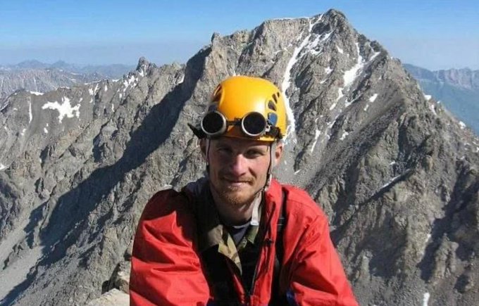 ceanglobal's tweet image. In Moscow, Sergey Irin faces 15 years for donating $500 to Ukraine’s Come Back Alive fund. This harsh sentence raises serious questions about justice and freedom of support. 😔 #Ukraine #Freedom #PoliticalRepression #HumanRights