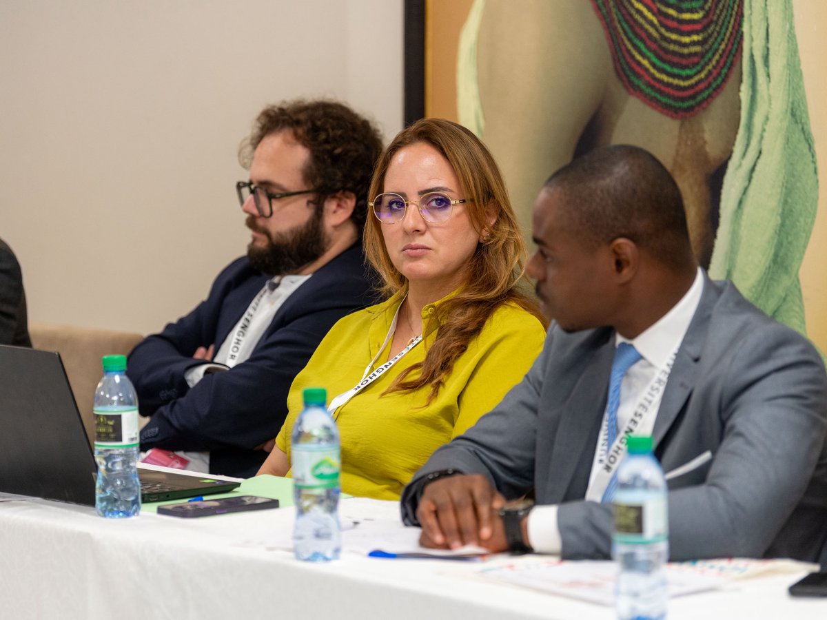 🎓 30 professionnels, 16 pays, un même objectif : lutter contre la corruption.

Hier, à Dakar, ont débuté les soutenances des mini-mémoires du DU Prévention et lutte contre la corruption et les infractions économiques et financières de l’Université Senghor (Alexandrie, Égypte).