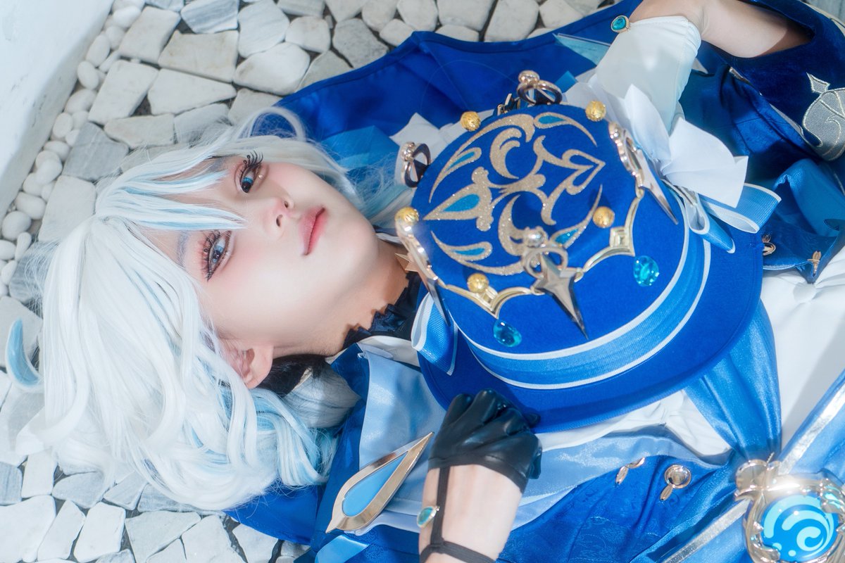 이거 보니까 얼빡샷을 올리고 싶어지는 구월 화요일 오후 아홉시 사십일분

#원신 #GenshinImpact #cosplay #コスプレ #Furina