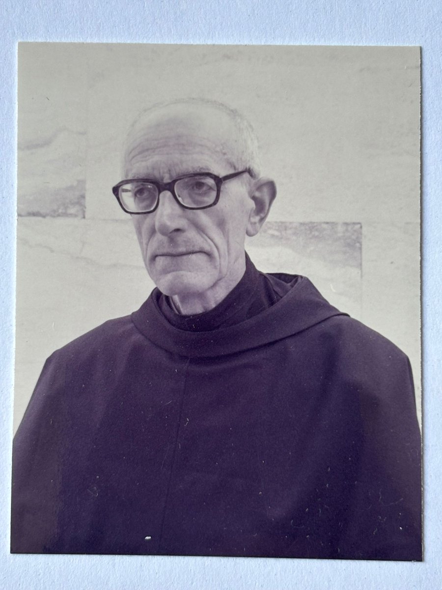 Ha fallecido Fr. Antonino Poppi (1930-2025), OFMConv., catedrático jubilado de Filosofía moral en la Universidad de Padua. Fue un investigador de grandísima talla sobre muchos temas, entre los que sobresale el aristotelismo paduano y la ética en el Renacimiento. Descanse en paz.
