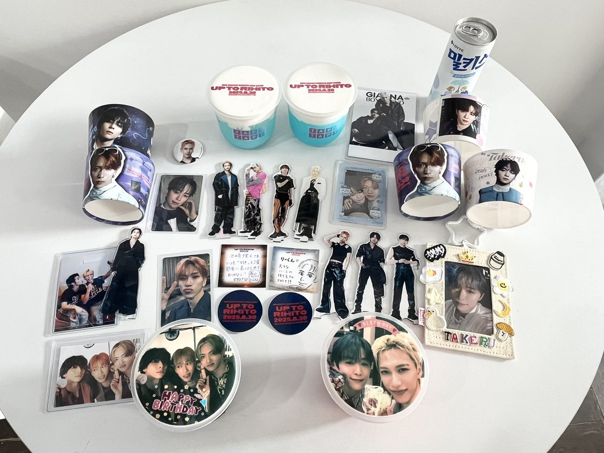 dorarevoini0303's tweet image. りーくんバースデーイベント！入口にドドーンと！！迫力！素敵なりーくん写真達に釘付けです。メッセージも書かせていただきました！この想いりーくんに届いてー💙
#TAPITAPI富山(@TAPITAPI_TOYAMA)
#こっちで見える星はりーくん
#BIGHAPPYRIHITODAY2025
#池﨑理人 @IkezakiRihitoBD