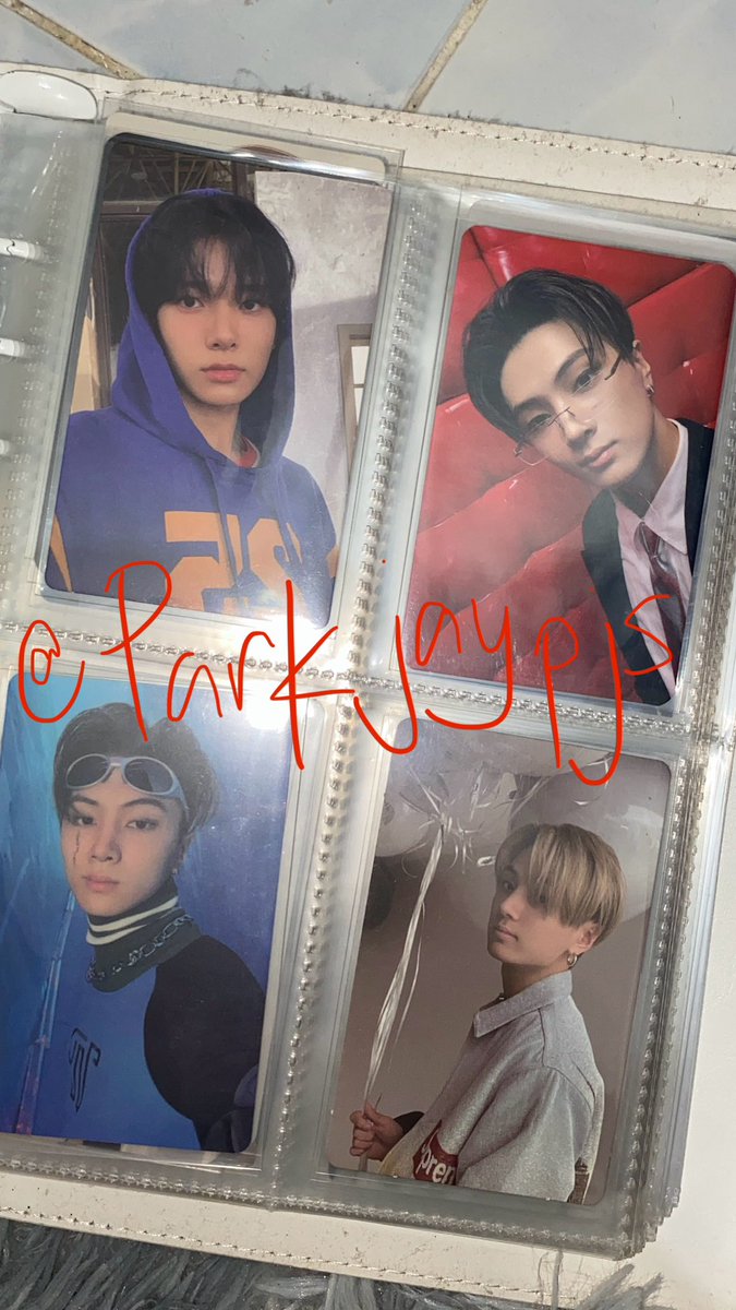 parkjaypjs's tweet photo. hi beloved engenes!! if i nak letgo all of this pc ada yang nak ke? i nak jual murmur je. i preferred someone yang nak beli semua terus sebab nak bagi free sekali dengan binder. can dm if interested 🤍
#pasarENHYPEN #pasarENHYPENmy https://t.co/aPj4JwL7qN