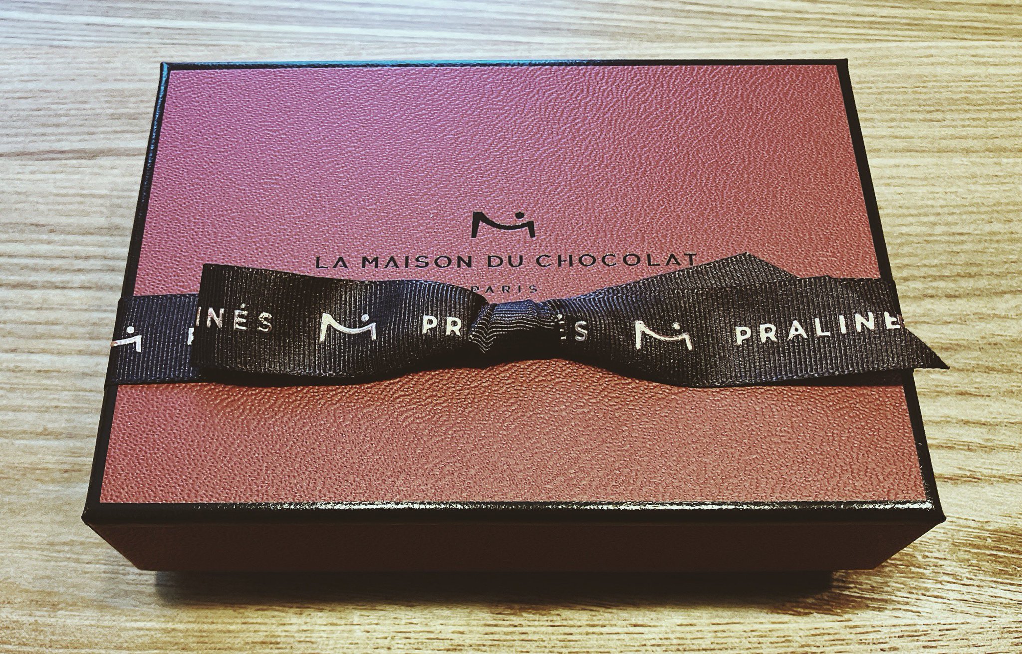 ♥チョコ4点♥ マジドゥショコラ】NO.4（ブロンド） 8個入 （MAGIE DU CHOCOLAT