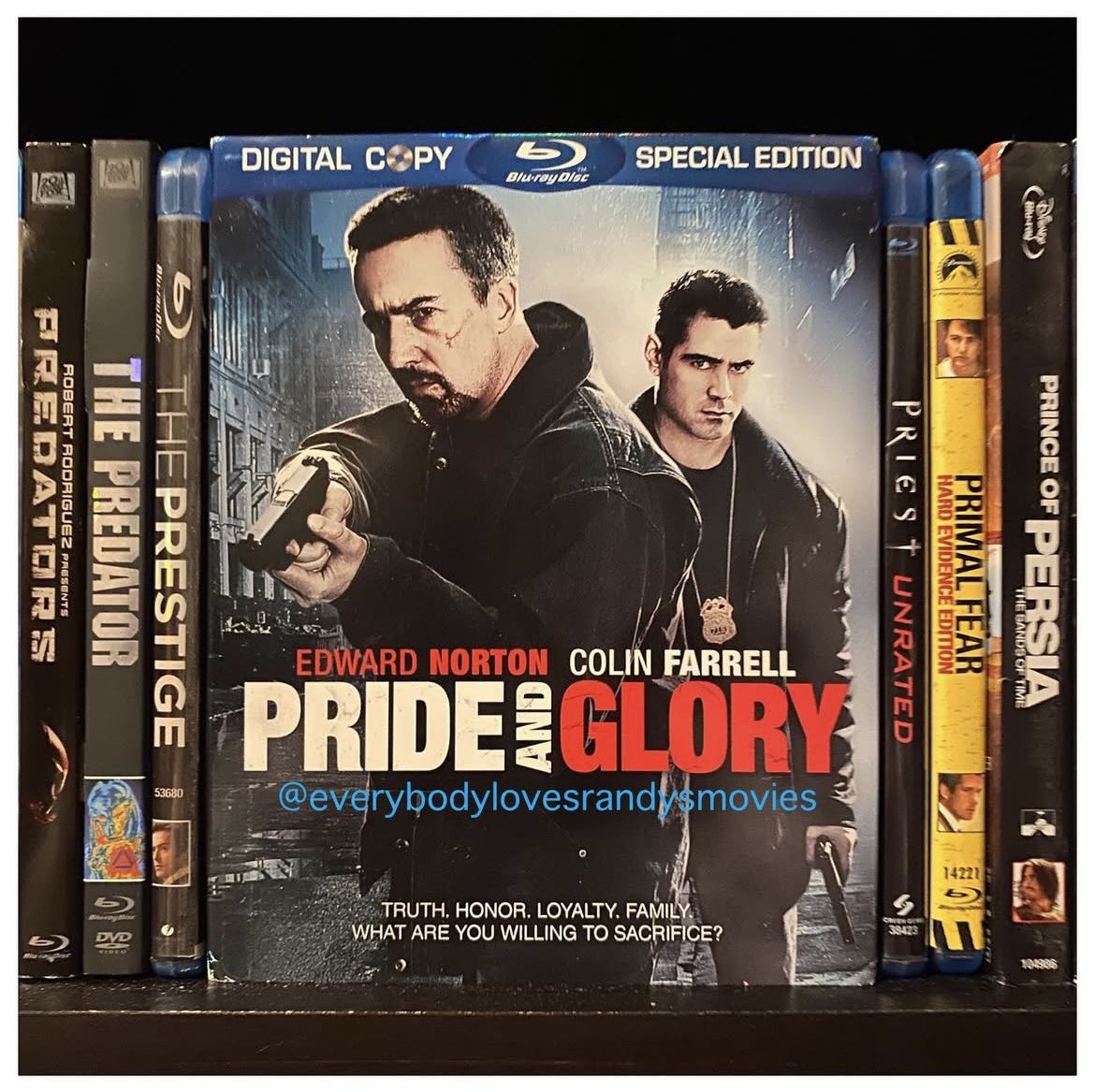 RandysMovies's tweet image. Movie: #PrideAndGlory (2008)

Starring: #EdwardNorton #ColinFarrell #JonVoight #NoahEmmerich #JenniferEhle #JohnOrtiz #SheaWhigham #FrankGrillo #LakeBell #RickGonzalez #CarmenEjogo #RamónRodriguez #MannyPerez #RyanSimpkins #TySimpkins #MaximilianoHernández

Directed By:…