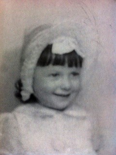 26 sierpnia 1938 | W Paryżu urodziła się francuska Żydówka Paulette Kerner. 

Do #Auschwitz dotarła 29 września 1942 r. w transporcie Żydów z Drancy. Została po selekcji zamordowana w komorze gazowej.