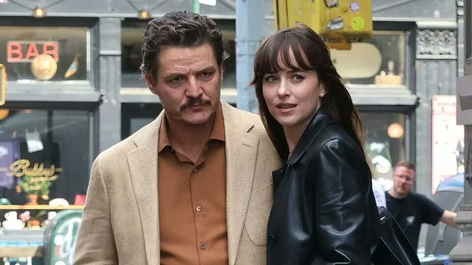 Una rom-com que vol profunditat però té un final made in Hollywood moncertainregard.wordpress.com/2025/08/26/una…