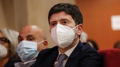 Commissioni parlamentari, governative o miste con esperti scientifici legate alla gestione della pandemia da Covid-19: solo sei Paesi nel mondo, tra cui l'Italia, hanno creato commissioni d'inchiesta parlamentari. 

facebook.com/share/p/198Ydb…