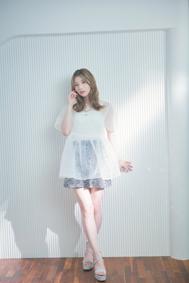 黒木ほの香 2nd写真集特典B2タペストリー