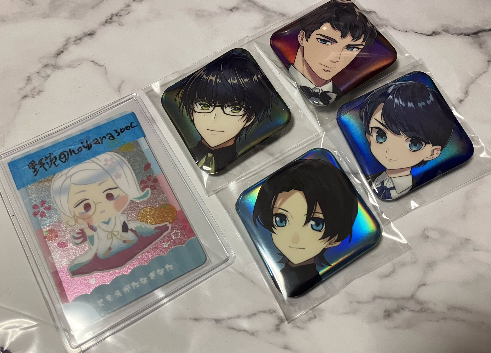 刀剣乱舞 大本丸博 スクエア缶バッジ 鶴丸国永 刀剣乱舞 雲生 スクエア缶バッジ 大本丸博 - メルカリ